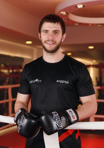Шандринов Андрей - Тренер тренажёрного зала, по тайскому боксу, кикбоксингу - Goldenmileclub fitness & spa