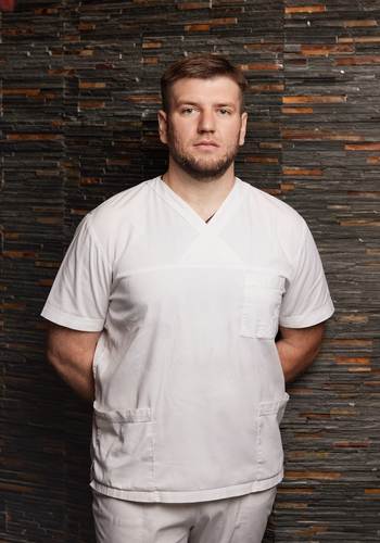 Мишин Евгений - Пармейстер, массажист - Goldenmileclub fitness & spa