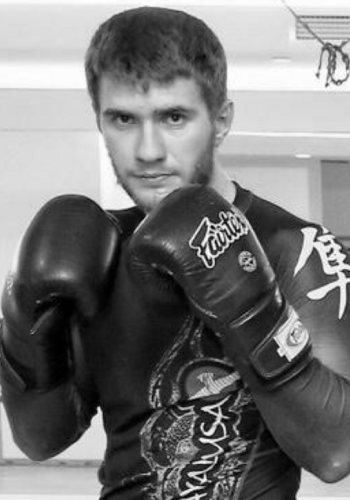 Шандринов Андрей - Тренер по тайскому боксу, кикбоксингу, тренер тренажёрного зала - Goldenmileclub fitness & spa